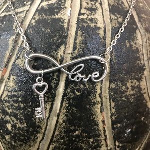 🆓 Infinity necklace
